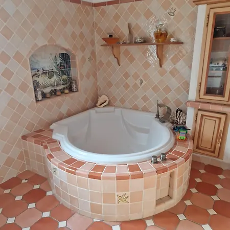 Cesylae Villa *